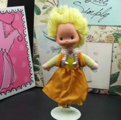 rainbow brite yellow view